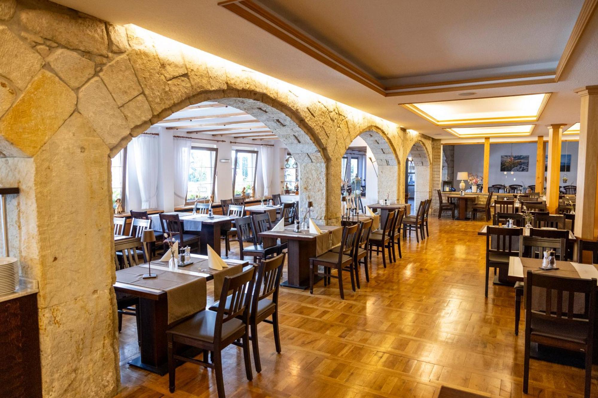 Hotel Zur Post Пірна Екстер'єр фото