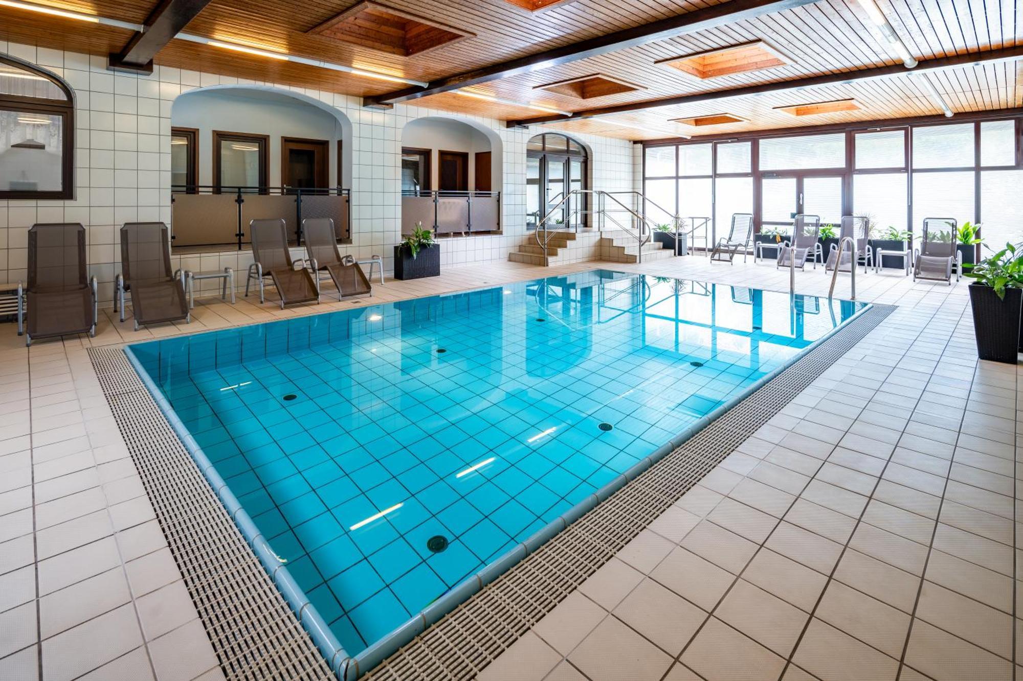 Hotel Zur Post Пірна Екстер'єр фото