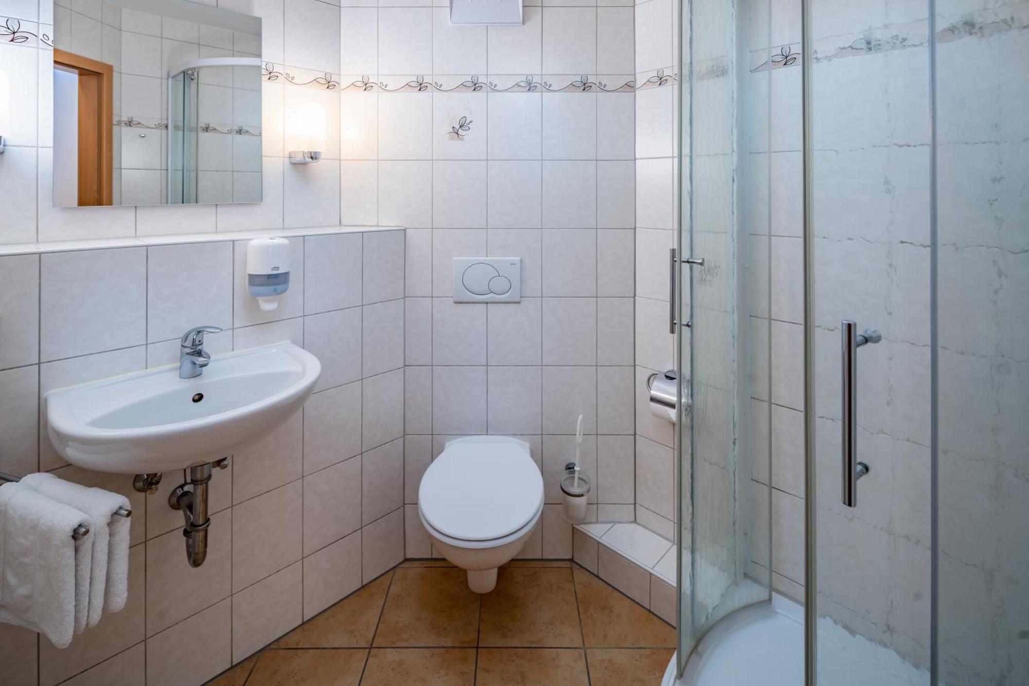 Hotel Zur Post Пірна Екстер'єр фото
